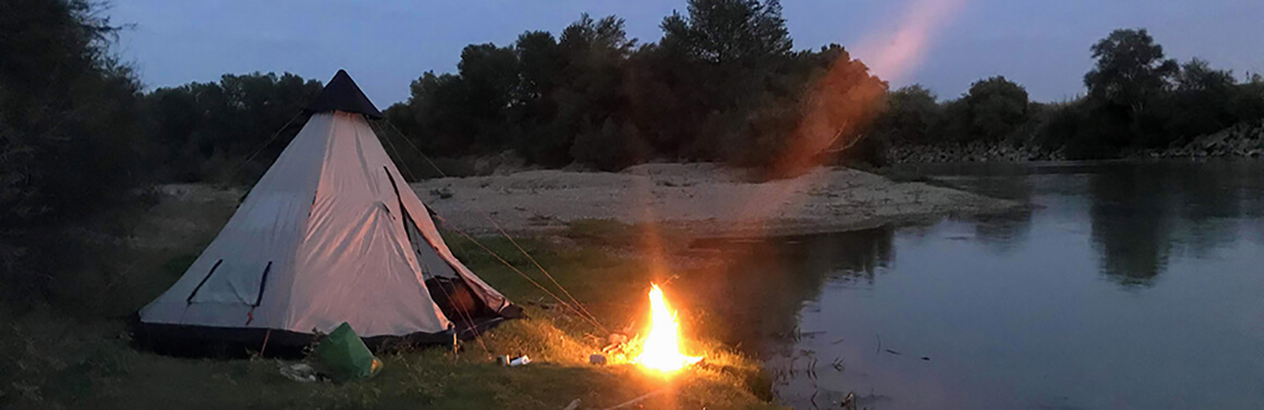 Tipi cherokee bivouac