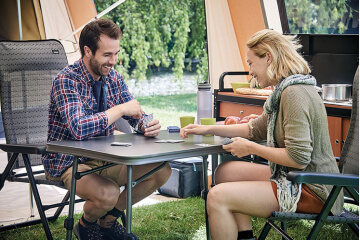 Les meilleurs jeux de société au camping